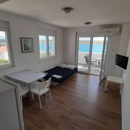 Lana Apartman