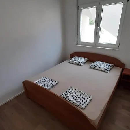 Apartman Lana