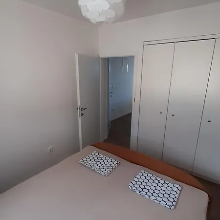 Lana Apartman