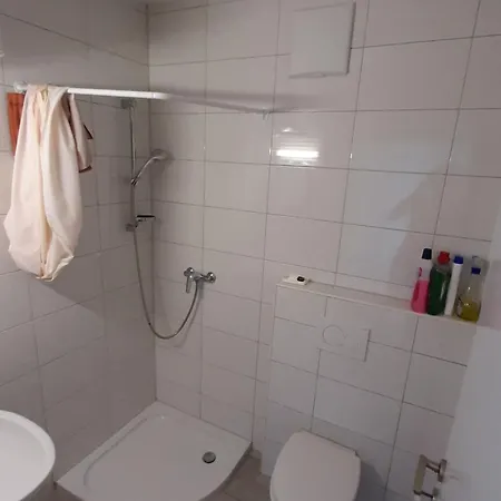 Apartman Lana *